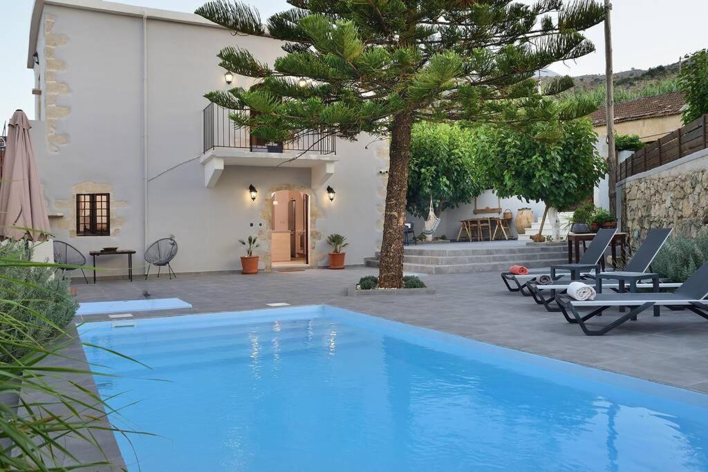 Villa Christini A Luxury Villa With Amazing Views Tzitzifés Екстериор снимка