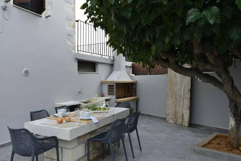 Villa Christini A Luxury Villa With Amazing Views Tzitzifés Екстериор снимка